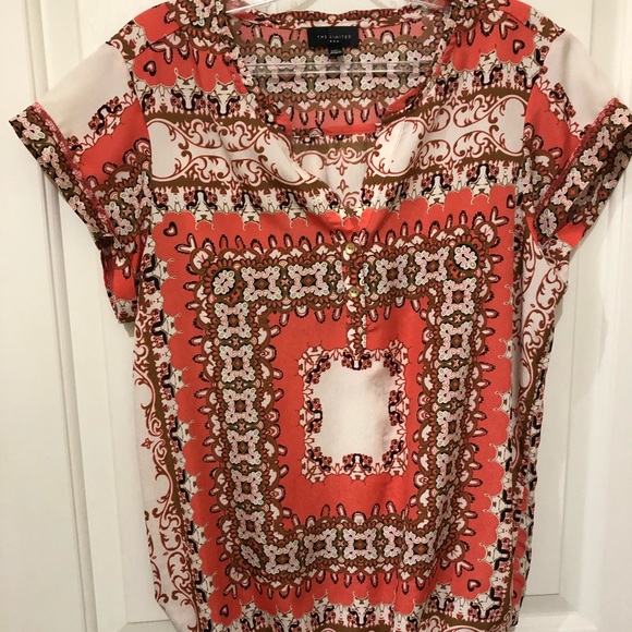 The limited size medium blouse - Picture 1 of 8